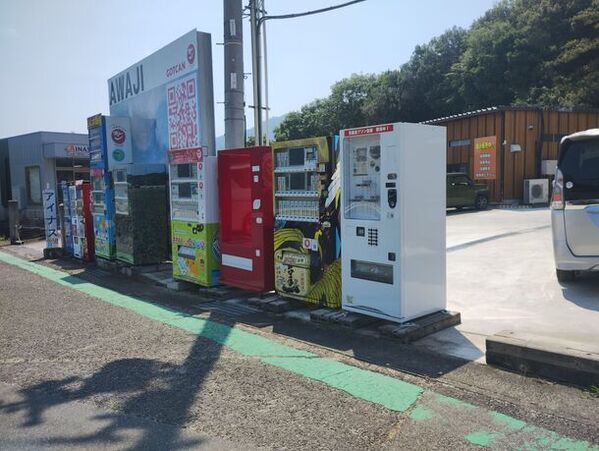 淡路島の新お土産誕生！常温保存可能で型崩れなしの『缶詰プリン』を自販機で販売開始　～限定生産牛乳「匠」使用～