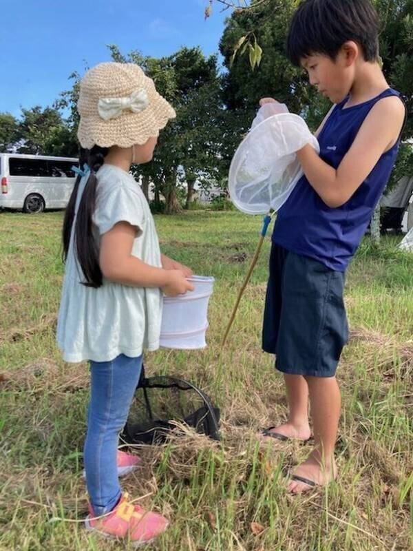 子どものスマホ依存が急増する夏休み、身体にも心にも悪影響が　九十九里でスマホを手放し、畑仕事や水遊びの親子プログラムを開催