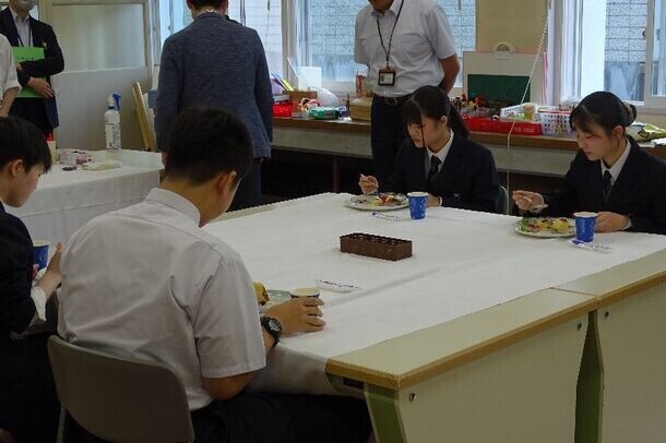 【夏季限定メニュー】道の駅阿寒丹頂の里より地元食材を使った「阿寒のめぐみカタラーナ」を販売中！