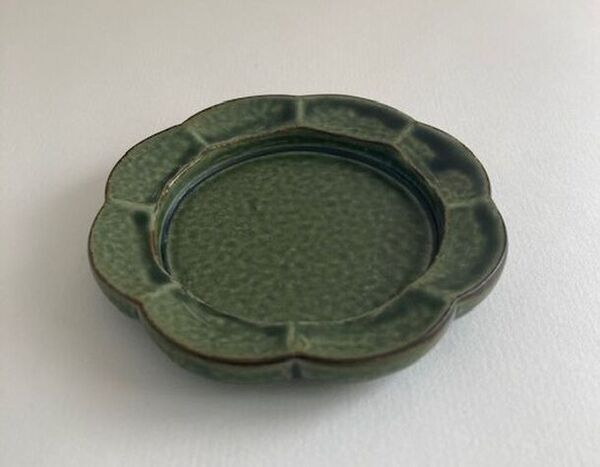 兵庫県発お香ブランド「hibi」によるプロジェクトSOW第3弾、瀬戸焼窯元とのコラボから生まれた磁器製香皿、9月1日(日)新発売