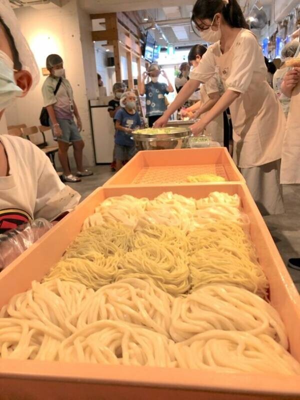 名古屋の創業64年『うどんのいなや』が子ども食堂に登場！第41回「滝川だんらん食堂」を8月20日(火)に開催