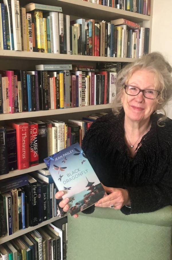 小泉八雲没後120年／代表作『怪談』発刊120年の節目に、日本初の邦訳小説『黒い蜻蛉――小説 小泉八雲――』2024年8月30日(金)発売