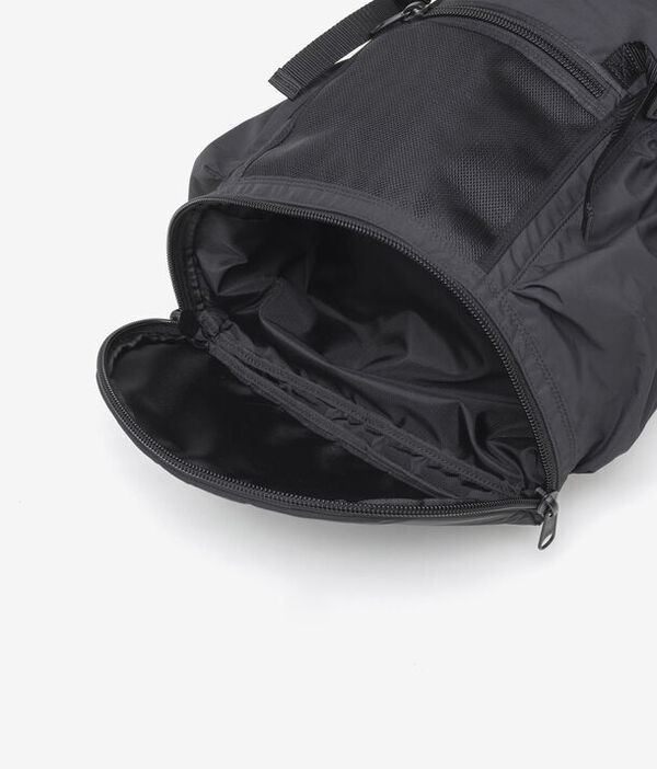 フィッシング用品「DAIWA」のアパレルブランド『D-VEC』より知見を活かした素材特性“軽量性と撥水性”がテーマのバックパックを9/3発売