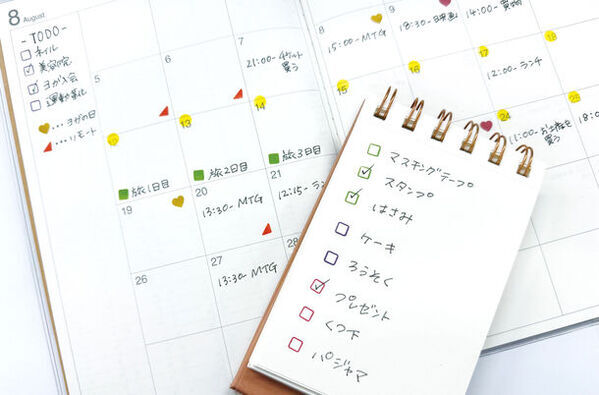 スティック型の携帯文具「スティッキール」シリーズより5色のスタンプが1本になった『スティッキールスタンプ』9月上旬より発売