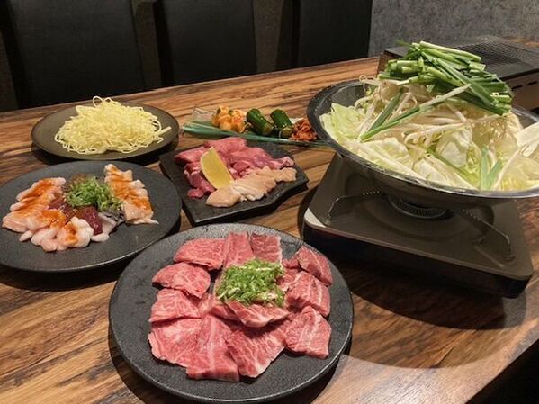 福島県郡山市・新鮮ホルモン焼肉「肉バカ親父 天神」が9月6日にグランドオープン！モデル・タレントの熊田曜子さんが1日限定の特別店長に就任！