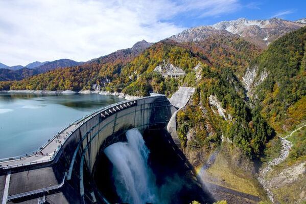 富山県と長野県を結ぶ立山黒部アルペンルート、最新紅葉情報を9月3日(火)から配信開始！