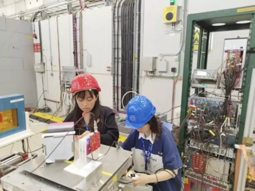 日本人初、女子高校生がCERN(スイス・ジュネーブ)で素粒子実験を終了