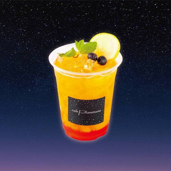 プラネタリウム作品「イタリア星空散歩」オリジナルカフェメニュー「青いティラミス」と「夕日のカクテル」販売！
