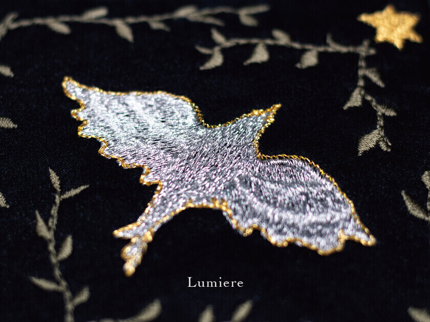 刺繍作家 長野 訓子 氏の展覧会「Lumiere」をインセンスショップ リスンで10月1日から開催