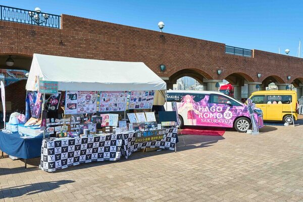 痛車140台とコスプレイヤーで賑わう海辺の祭典「Yupiteru presents 静岡痛車天国2024」11月3日開催！