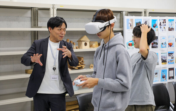 「神山まるごと高専」に「モバイルエコサイクル(TM)」を寄贈