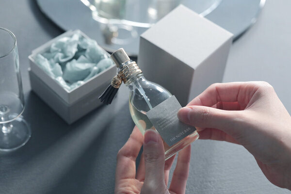 天然香料のフルオーダーフレグランス『THE NOTE BAR』東京 表参道店にてホリデーキャンペーンを11月15日より開催