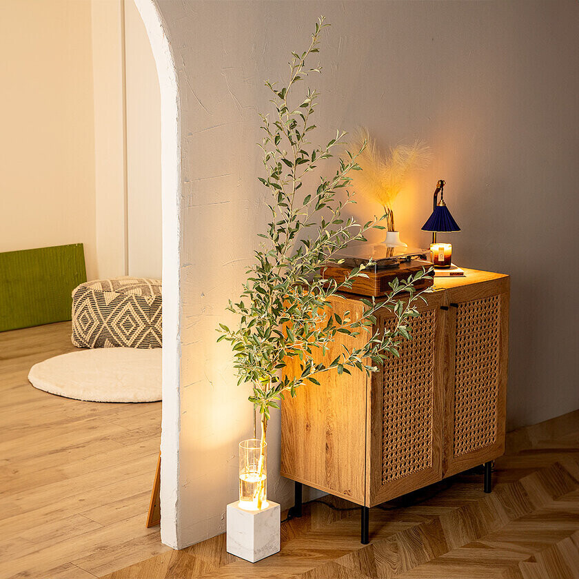 植物と光を組み合わせアートを生み出すフロアランプ「LUMINASTONE FLOOR LAMP」を11月18日から販売