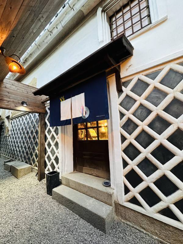 イラストレーター／画家「ヒダカナオト」のPOP UP「ぼんやり子だぬきの楽しい忘年会」開催間近！12/14から香川県多度津町にて　12/20・21にはファン交流のリアル忘年会も開催決定！