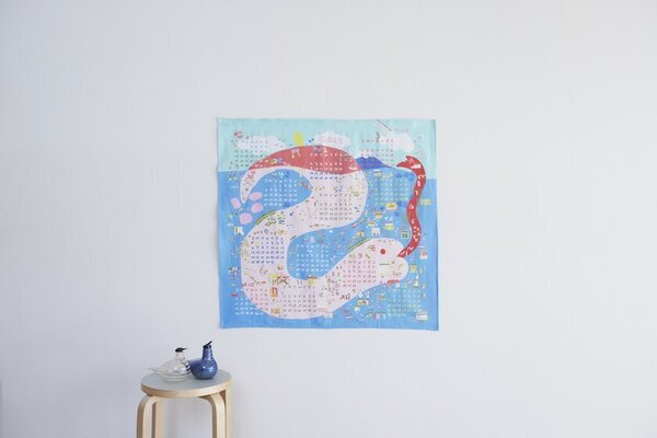 湘南の海辺暮らしの小さな楽しみや宝物を布で表現した2025年ファブリックカレンダー＆新作生地を発売