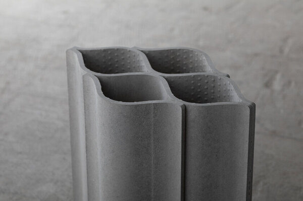 風景に溶け込む傘立て「Slate Umbrella Stand」をプロダクトデザイナー 倉本 仁氏とのコラボレーションでLIFEWORKPRODUCTSから12月2日発売