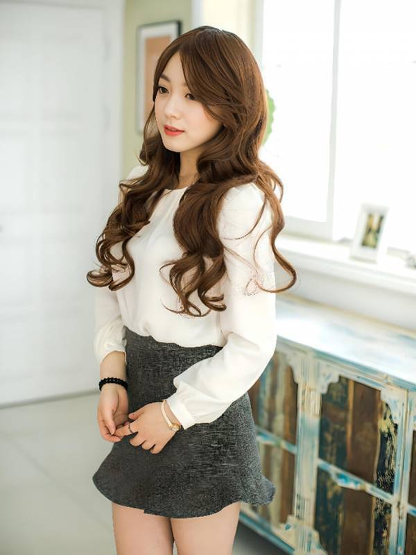 新しい魅力を引き出す、さわやかな印象をプラス、個性的な魅力を引き立てる！人気のレディースのフルウィッグがさらに進化！