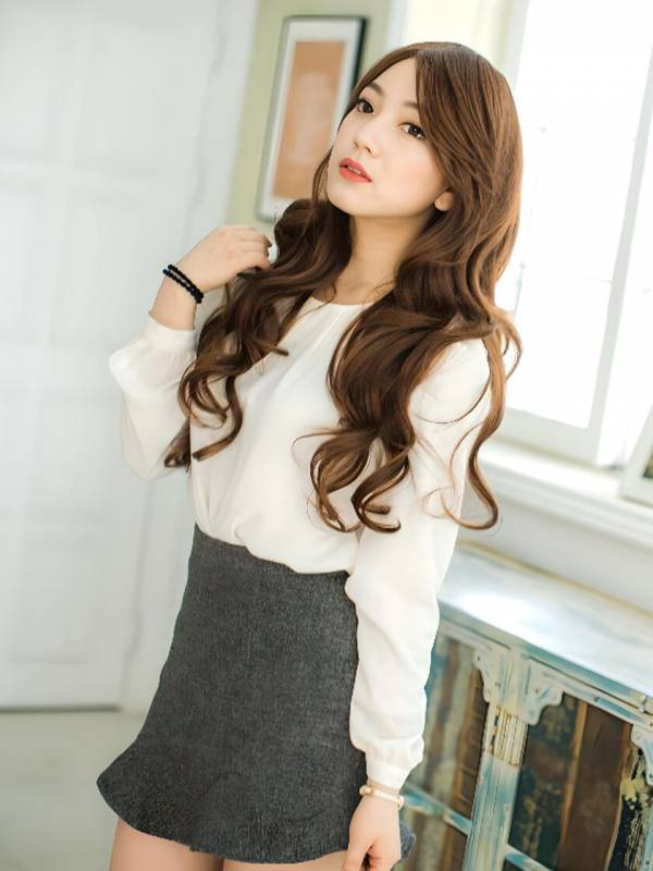 新しい魅力を引き出す、さわやかな印象をプラス、個性的な魅力を引き立てる！人気のレディースのフルウィッグがさらに進化！