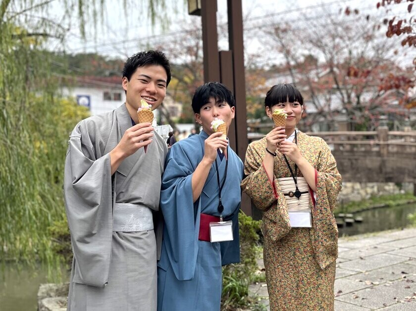 大学生が着物姿で検証！滋賀県八幡堀で着物の「普段使い」促進に　ESD(持続可能な開発のための教育)が与える効果を計測