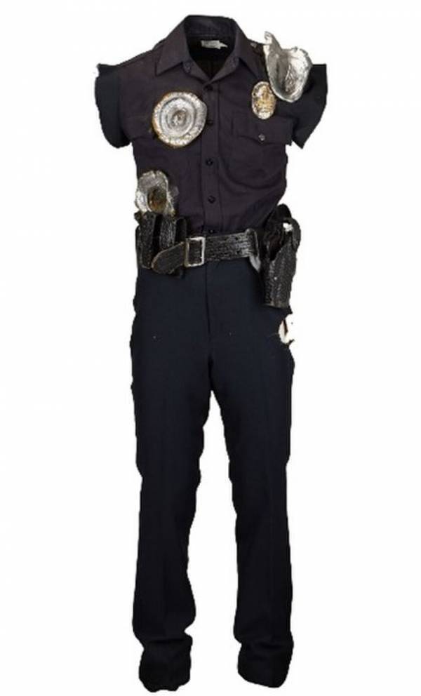 ハリー・ポッター、タイタニックなど不滅のハリウッド映画やマイリー・サイラスなどポップスターのアイテム多数出品！豪華オークションが日替わりテーマでLAにて12/10から4日間開催