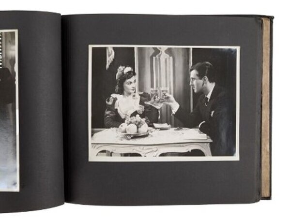 ハリー・ポッター、タイタニックなど不滅のハリウッド映画やマイリー・サイラスなどポップスターのアイテム多数出品！豪華オークションが日替わりテーマでLAにて12/10から4日間開催