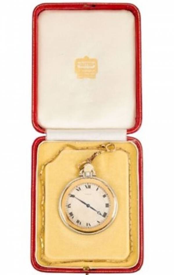 ハリー・ポッター、タイタニックなど不滅のハリウッド映画やマイリー・サイラスなどポップスターのアイテム多数出品！豪華オークションが日替わりテーマでLAにて12/10から4日間開催