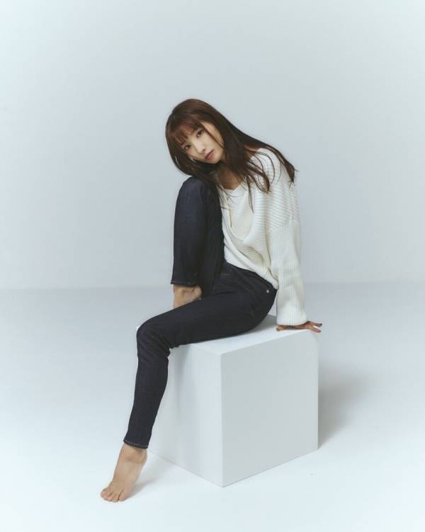 YANUKの最上級ライン「PREMIUM2」の特集ページにバレエダンサーである飯島望未をモデルに起用