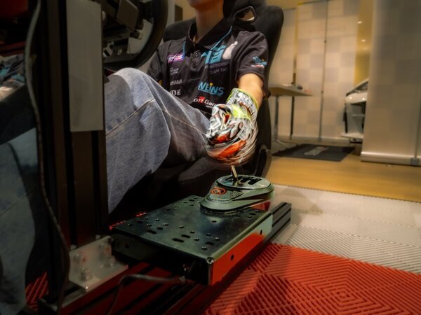 ワンランク上のレーシング環境を追求　DRAPOJIシフターマウントの効果検証2024年11月23日(土)実施