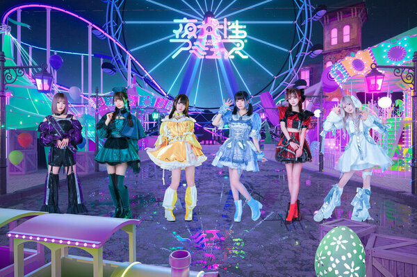 可愛いが溢れるクリスマス！！「Malymoon」クリスマスコスチュームのファッションショー開催！