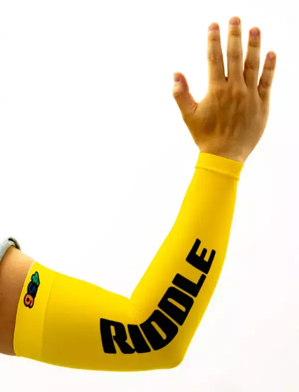 元祖ゲーミングアームカバーの「エイムカバー」　RIDDLEと共同開発したFPS専用の新商品を12/12に発売！