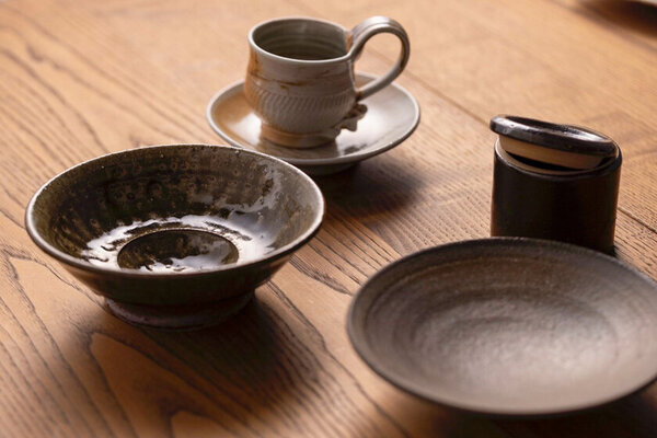 益子の陶器ギャラリー「陶庫」、東京2会場でPOPUP SHOPを開催　日常使いの器から芸術性の高い作品まで、33名の陶芸作家による作品が集結