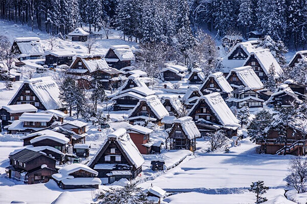 一度は見てみたい冬の絶景ランキング！ ～オホーツク海の流氷や白川郷の雪景色など。阪急交通社がアンケート結果を公開～