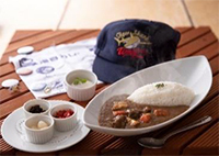 海上自衛隊 幕僚長より感謝状贈呈を受け呉海自カレー「うみぎり」「いそしお」を特別価格で提供2025年1月14日（火）より1階「イルマーレ」にて