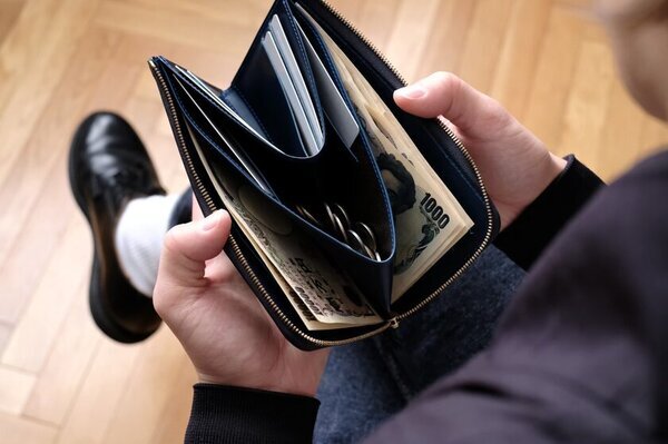 大阪の革工房「Munekawa」がクリスマスプレゼントに人気のミニ財布「Cram」の限定版商品などを取り揃えたPOP UP SHOPを12月25日まで開催