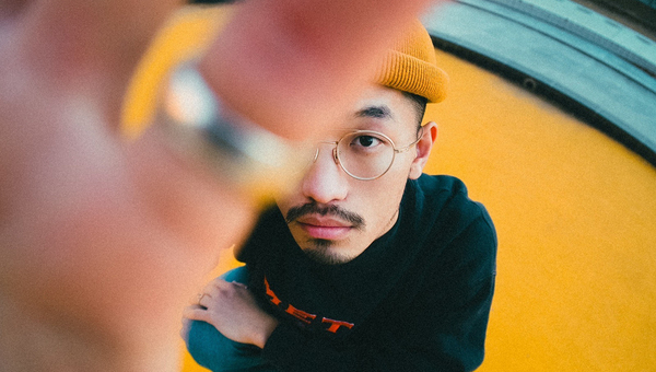 『Newtro』新曲ミュージックビデオ公開！シーズン到来！稲垣潤一の不朽の名曲「クリスマスキャロルの頃には」を注目の若手実力派シンガーソングライターSwagckyがリバイバル！