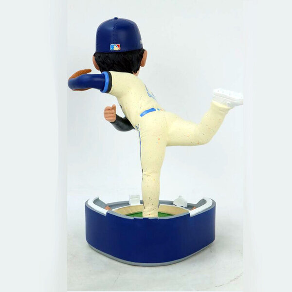 大谷翔平のドジャース City Connectユニフォームを着たピッチャー版 MLB公式 ボブルヘッドが世界初登場！12月16日から先行予約販売開始