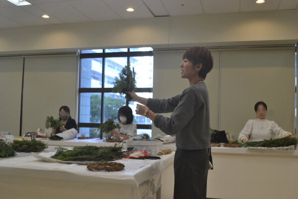 東京・檜原村間伐材を使用した森のワークショップ Natree　ハリー・ポッター マホウドコロでリース作りや展示を実施