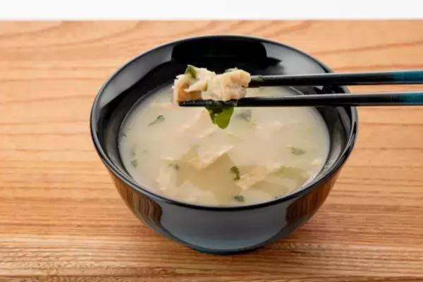 1日に必要なビタミンDが手軽に摂れる『花びら茸』を“食べるビタミンD(TM)”シリーズとして商品化　生鮮2種と味噌汁2種、スープ1種の販売を開始