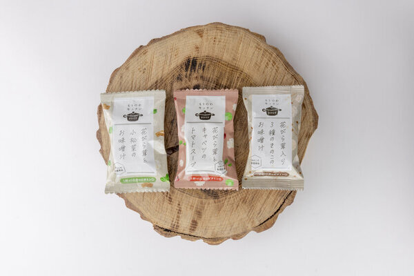 1日に必要なビタミンDが手軽に摂れる『花びら茸』を“食べるビタミンD(TM)”シリーズとして商品化　生鮮2種と味噌汁2種、スープ1種の販売を開始