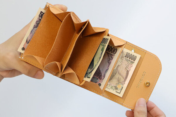 累計8万個以上販売！手作り革小物ブランド COTOCULの大人気ミニ財布が更に使いやすくなって登場