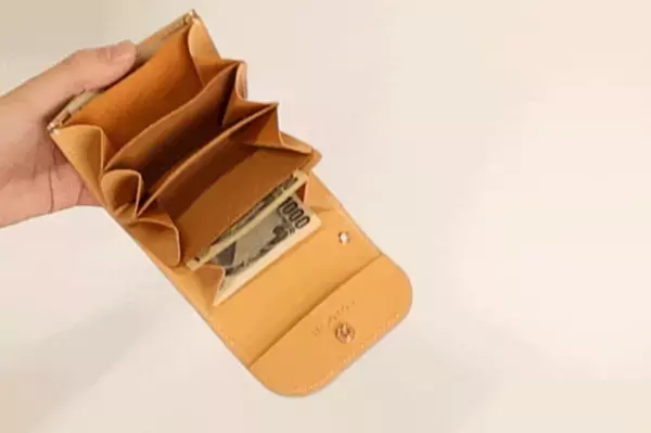累計8万個以上販売！手作り革小物ブランド COTOCULの大人気ミニ財布が更に使いやすくなって登場