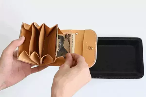累計8万個以上販売！手作り革小物ブランド COTOCULの大人気ミニ財布が更に使いやすくなって登場