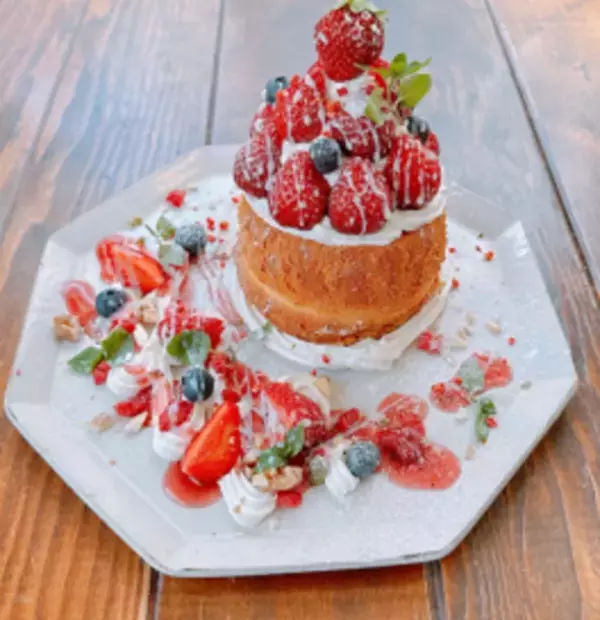 「大雄山線駅舎カフェ1の1」「小田原大雄山線駅舎プリン」　12月21日(土)から冬のスイーツフェア開催中