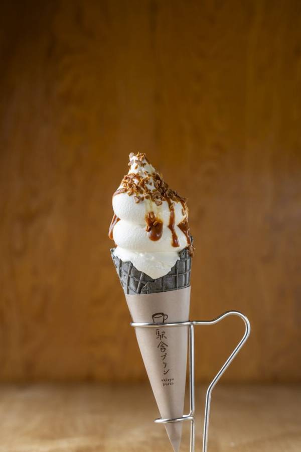 「大雄山線駅舎カフェ1の1」「小田原大雄山線駅舎プリン」　12月21日(土)から冬のスイーツフェア開催中