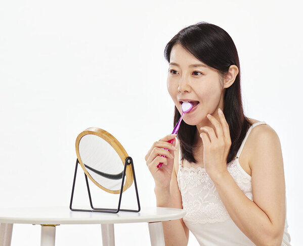 舌ブラシのSHIKIEN実施「オーラルフレイル予防」に関する意識調査結果を専門家が検証！WEBで記事公開　歯のケアだけでなく口腔全体のケアを考えてみませんか？