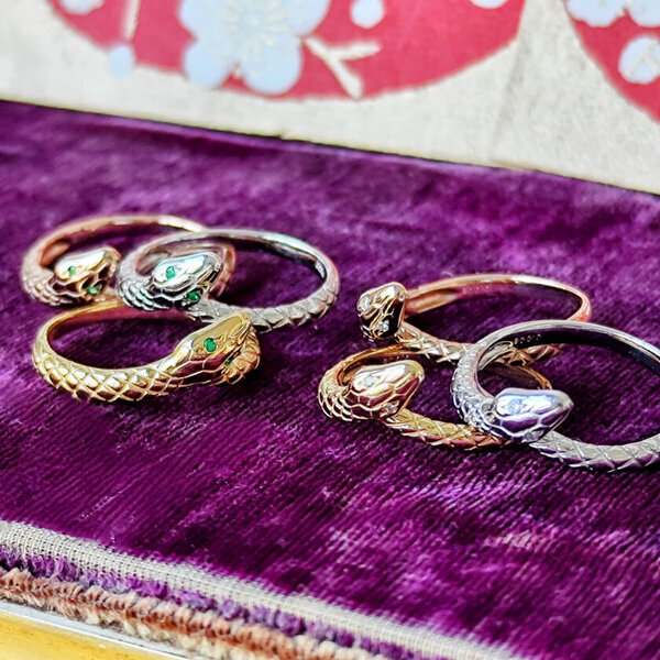 Mico宝飾店、「実(巳)を結ぶ年」におすすめな蛇モチーフのリングを12月27日に発売