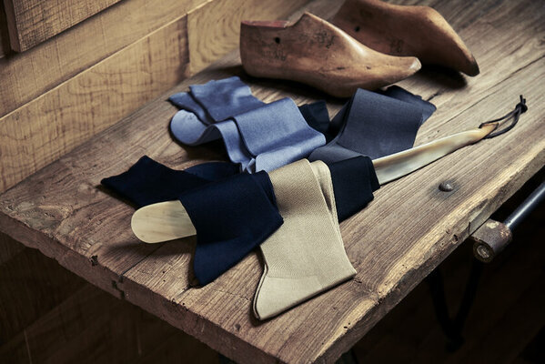 “足元の感性を呼び覚ます”紳士向け靴下ブランド「ide homme (イデ・オム)」がポップアップを開催！