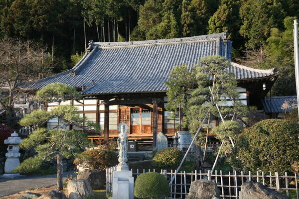 秩父鉄道株式会社、2025年干支の『巳』をモチーフにした開運記念入場券を1月1日～1月13日数量限定で販売　～通勤用車両2編成に開運特別ヘッドマークを掲出して運行～