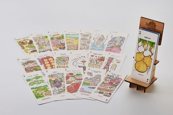 あわじ花さじきに淡路島のお土産自販機が3台登場！地元産牛乳を使ったプリン缶詰やご当地トランプなどを提供　設置場所も募集中