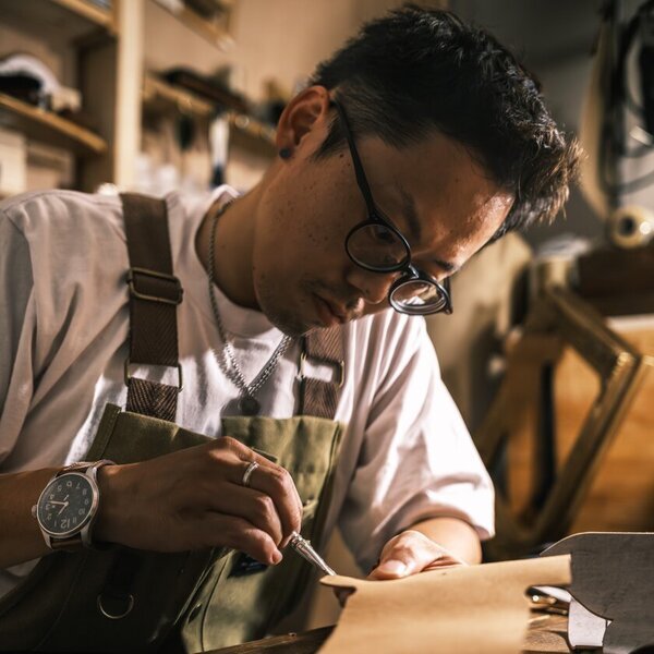 スマホサイズに長財布の収納力！！エイジングが魅力的な本革財布がクラファン［CAMPFIRE］でスタート！！